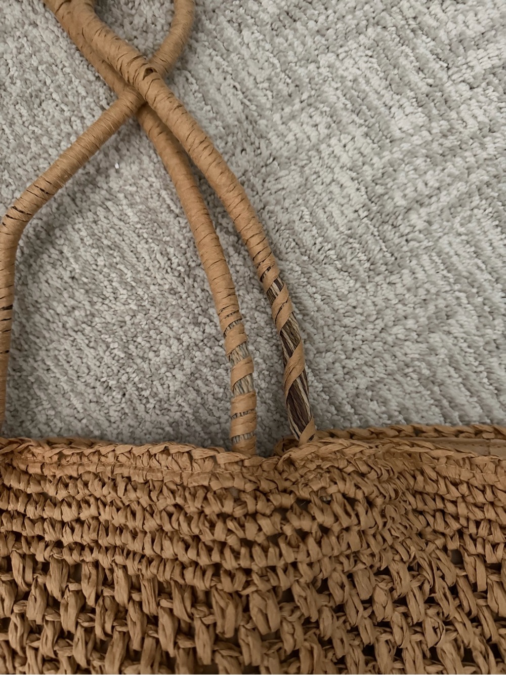 Abercrombie & Fitch Woven Beach Tote - Picture 2 of 4